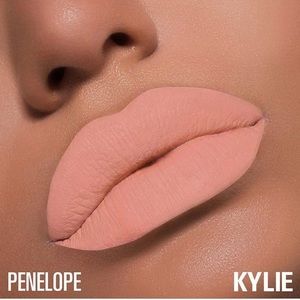 Kylie Cosmetics Matte Lip Kit- Penelope
